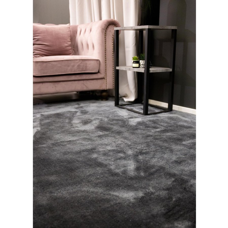 VENTURE DESIGN Undra teppe - mrkegr viskose (200x300)