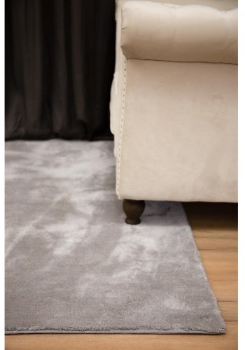 VENTURE DESIGN Undra teppe - slv viskose (250x350) 