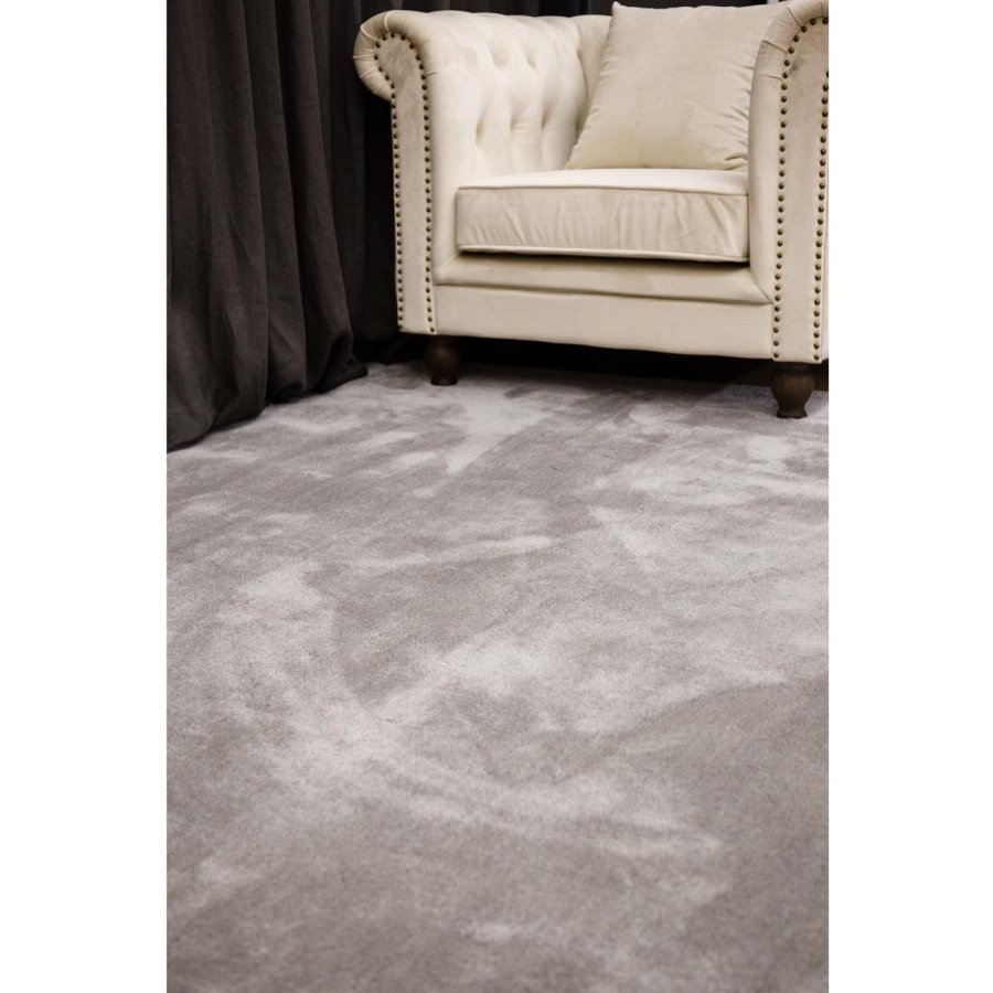 VENTURE DESIGN Undra teppe - slv viskose (250x350) 