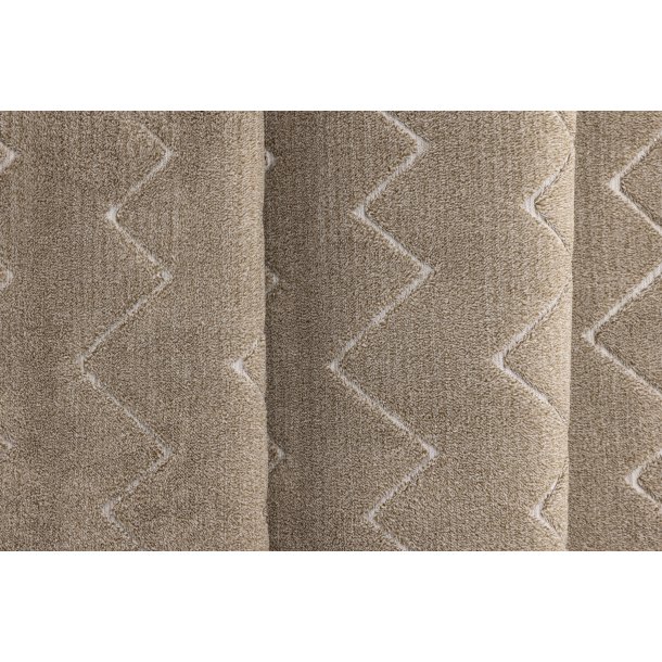 Pia gulvtppe, rektangulr - brun polyester (230x160)