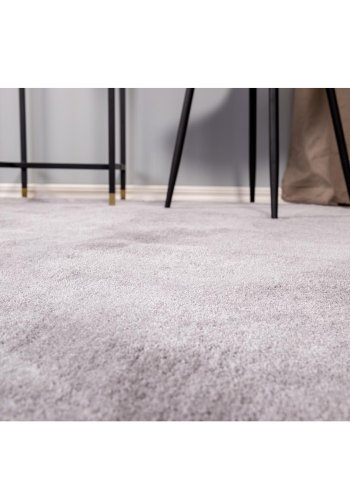 VENTURE DESIGN Undra teppe - slv viskose (200)