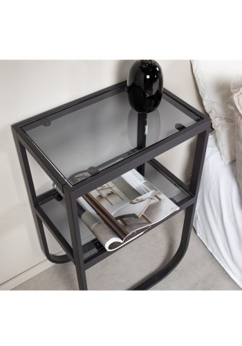 VENTURE DESIGN Rocker nattbord, med hylle - grtt rkt glass og svart metall (45x30)