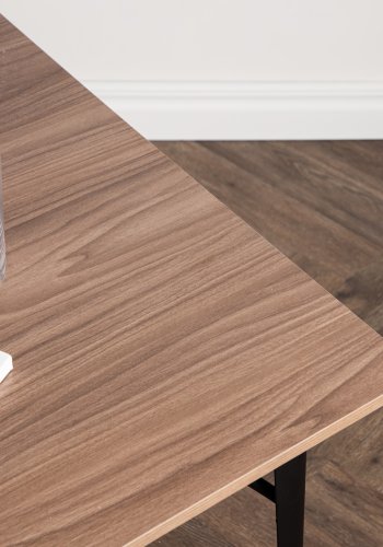 VENTURE DESIGN Tempe spisebord, rektangulrt - valntt MDF og svart stl (140x80)