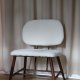 VENTURE DESIGN Midland loungestol - hvid bamsestof polyester og brun stl