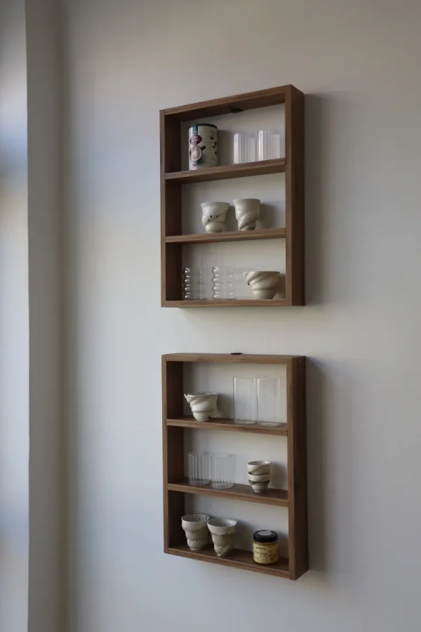 NORDVRK PR1 vegghylle - brun melamin