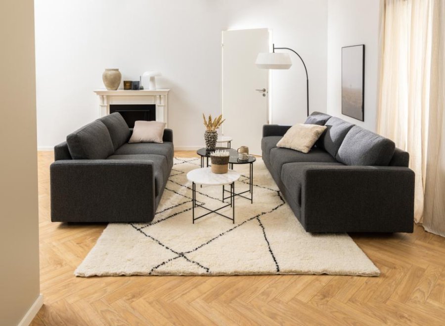 ACT NORDIC Avila Beistelltisch, rund – weißer Guangxi-Marmor und schwarzer Stahl (52)