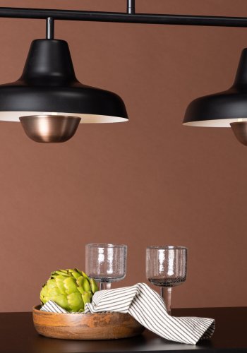 VENTURE DESIGN Stöten taklampe - matt sort og kobberfinish metall