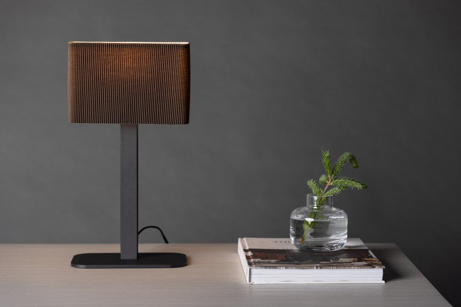 VENTURE DESIGN Idre bordlampe - moccapapir og sort stl