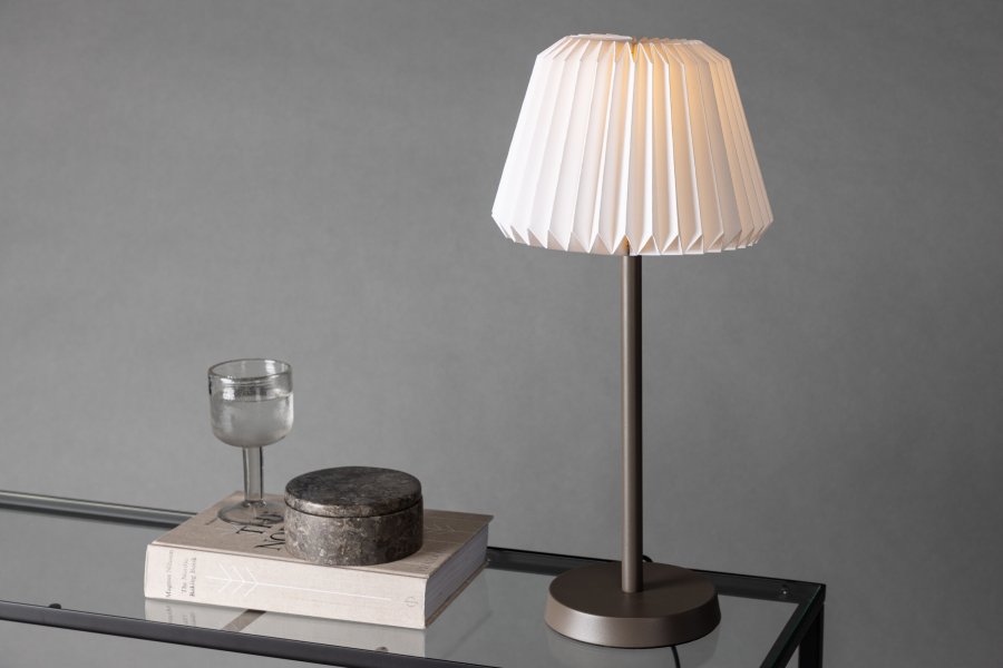 VENTURE DESIGN Tanddalen bordlampe - hvitt papir og moccastl