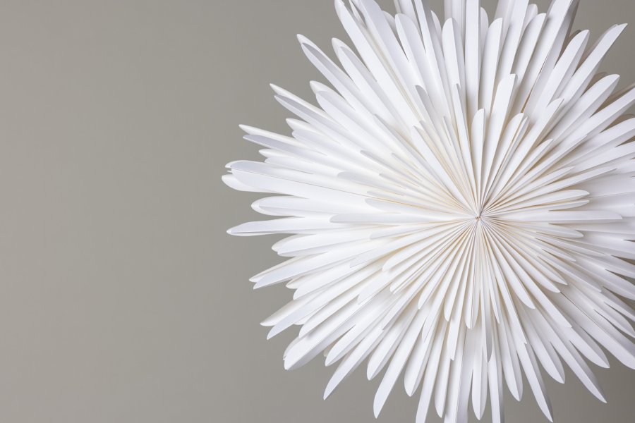 VENTURE DESIGN Sälen taklampe - hvitt papir (60cm)