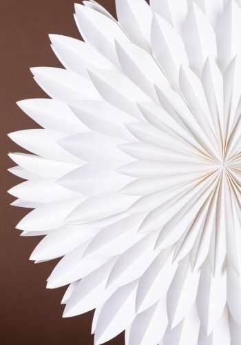 VENTURE DESIGN Storlien taklampe - hvitt papir (80cm)