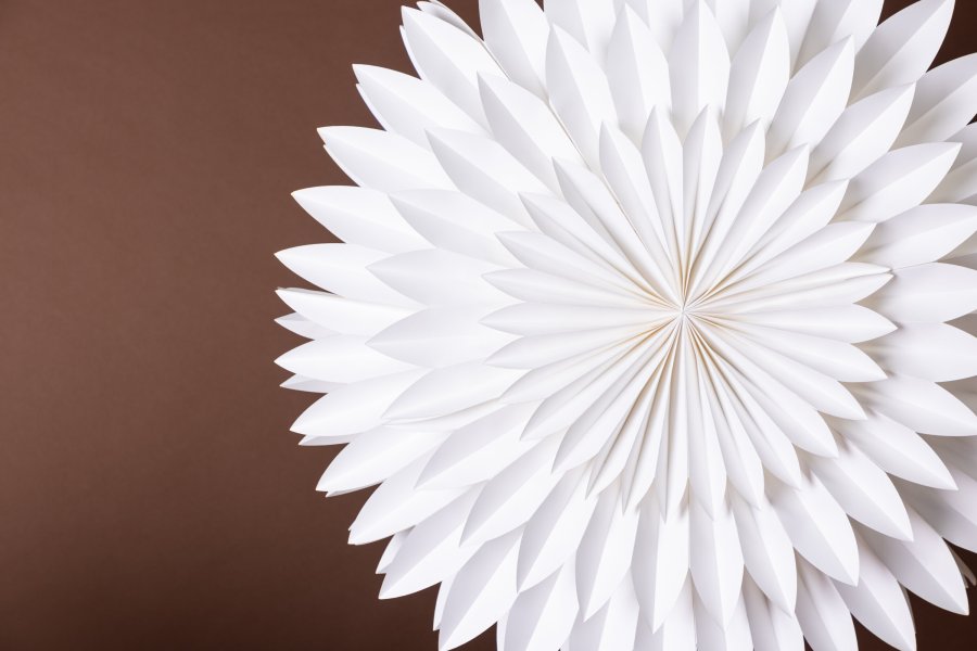 VENTURE DESIGN Storlien taklampe - hvitt papir (80cm)