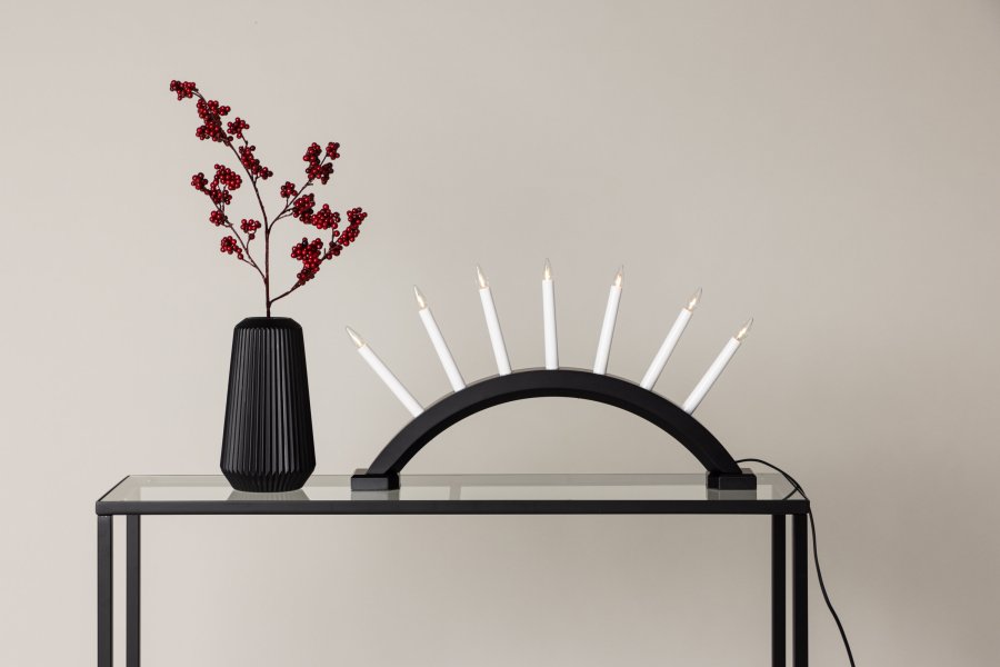 VENTURE DESIGN Kebnekaise bordlampe - hvit og svart furu (55cm)