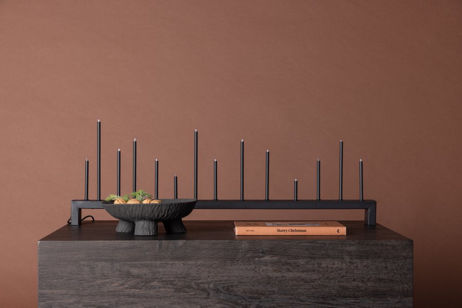 VENTURE DESIGN Hoforsbacken bordlampe - svart stl (77cm)