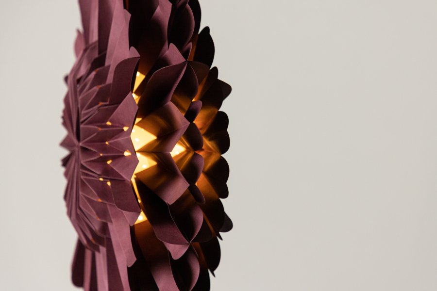 VENTURE DESIGN Jrvsn loftlampe - mrkerd papir (60)