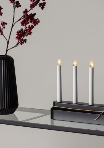 VENTURE DESIGN Näsfjället bordlampe - sort furu