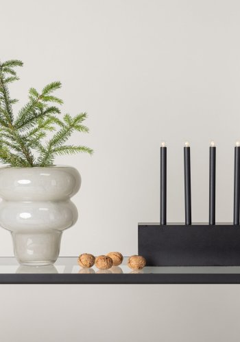 VENTURE DESIGN Fjällberget Tischlampe – schwarze Kiefer