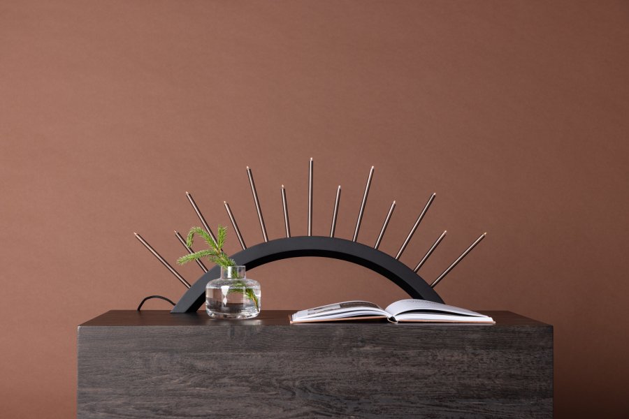 VENTURE DESIGN Björnrike Tischleuchte - Kupfermetall und schwarzes MDF