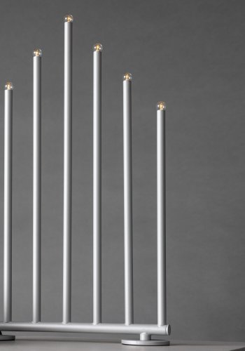 VENTURE DESIGN Björnfjället Tischleuchte, mit Dimmfunktion – mattsilberner Stahl (50cm)