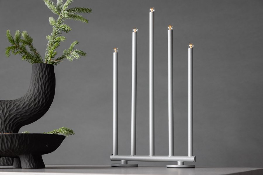 VENTURE DESIGN Björnfjället Tischleuchte, mit Dimmfunktion – mattsilberner Stahl (40cm)