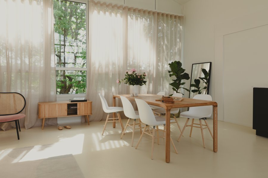 ZUIVER Storm spisebord, rektangulrt - finér av naturlig ask og naturlig ask (220x90)