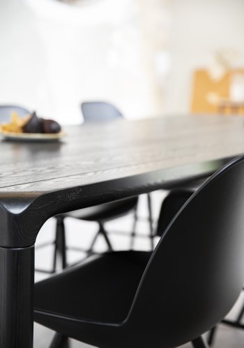 ZUIVER Storm spisebord, rektangulrt - svart ask finér og svart ask (220x90)