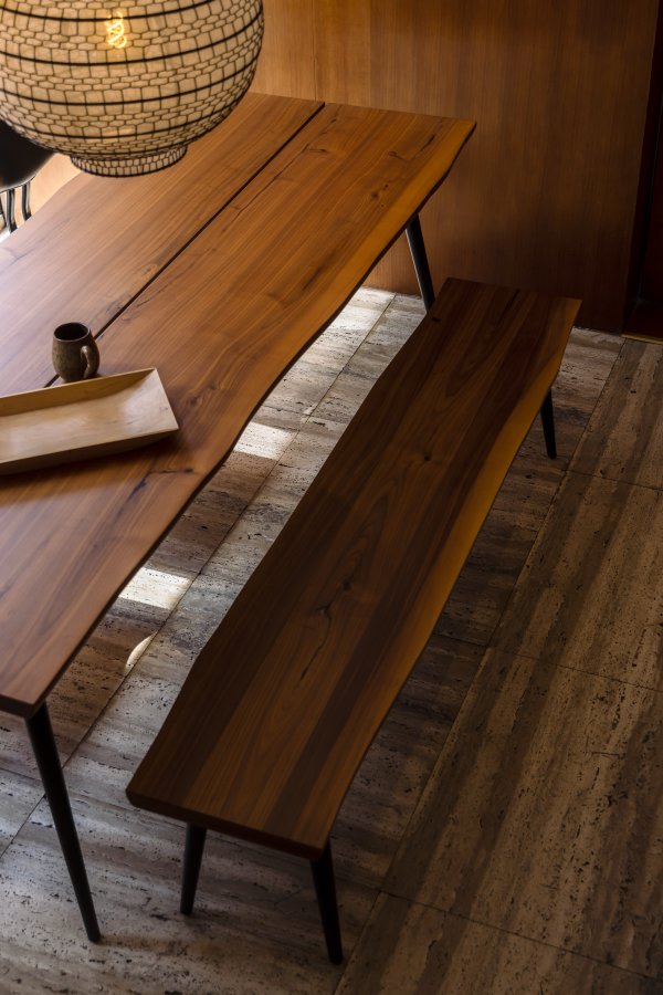 DUTCHBONE Alagon Esstisch, rechteckig – braunes Walnussfurnier und schwarzer Stahl (160 x 90)