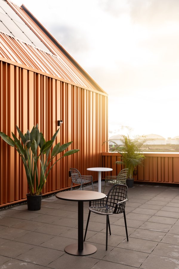 ZUIVER Metsu Bistro hagebord, rundt - svart stl (70)