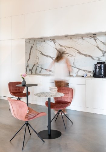 ZUIVER Snow Bistro bord, rundt - svart stl (57)