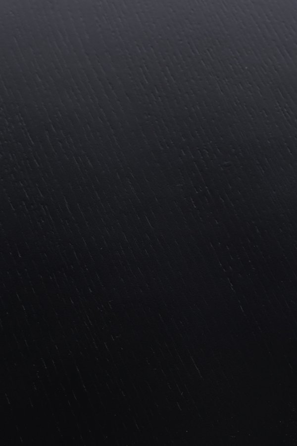 ZUIVER Bord Pilar Svart