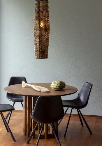 DUTCHBONE Barlet Esstisch, rund – braunes Walnussfurnier und braunes Gummibaumholz (120)