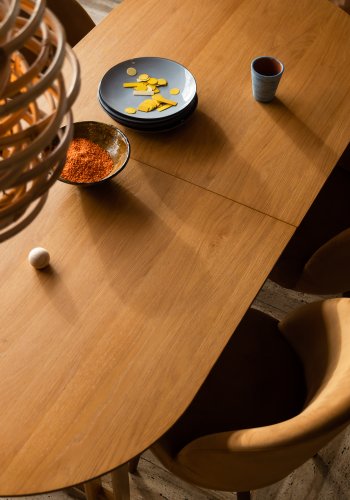 DUTCHBONE Barlet Esstisch, mit Einlegeplatte – natürliches Eichenfurnier und natürliches Gummibaumholz (200/240x90)