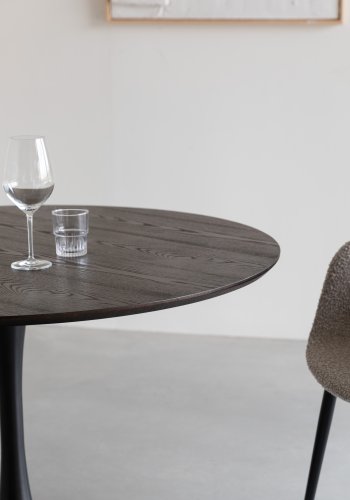 WHITE LABEL LIVING Raku spisebord, rundt - brun teakfiner og svart metall (110)