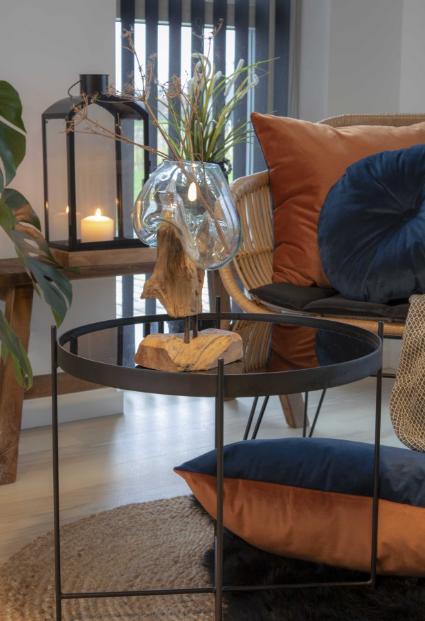 HOUSE NORDIC Venezia hjrnebord - glassbordplate og sort stl, rundt ( 48)