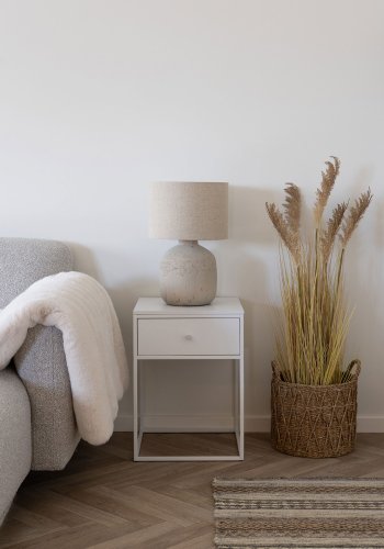 HOUSE NORDIC Vita hjrnebord, med 1 skuff, firkantet - hvit melaminfolie og hvitt stl (40x40)