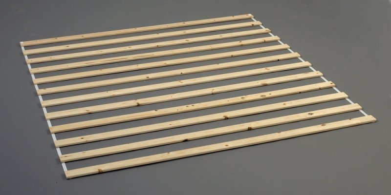 
TVILUM Trælameller seng - naturfarvet træ
