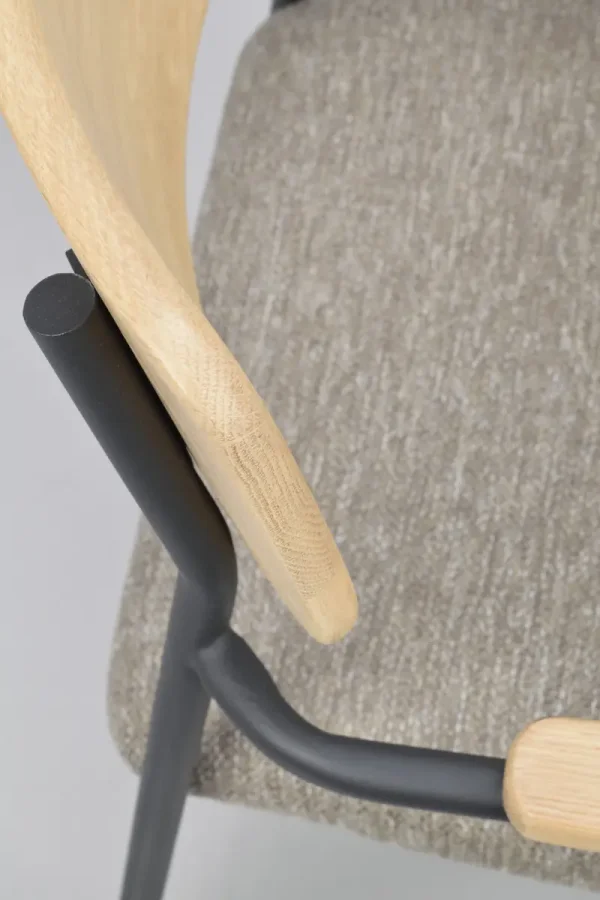 ROWICO Maymont spisebordstol, m. armlen, stables - mrk beige stoff, naturlig eik og svart metall