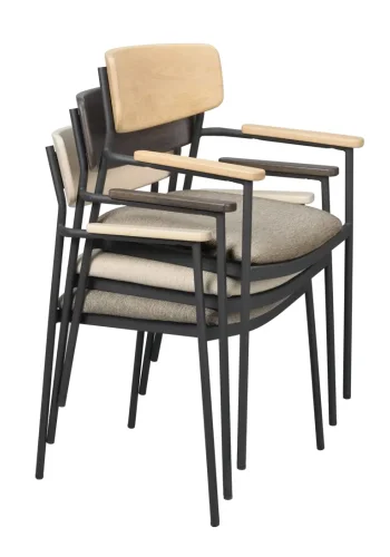 ROWICO Maymont spisebordstol, m. armlen, stables - lys beige stoff, brun eik og sort metall