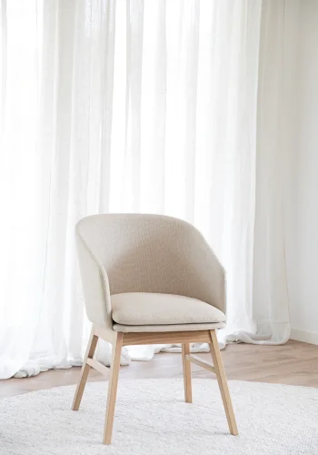 ROWICO Windham lnestol, m. armln - beige polyester og natur egetr