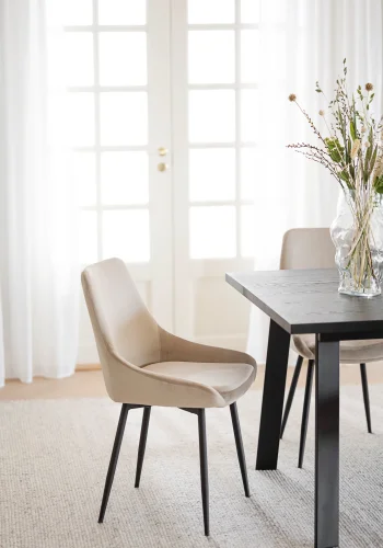 ROWICO Winnipeg spisebord, med uttrekk - svart eikefiner og svart metall (200x100)