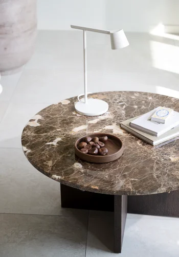 ROWICO Brooksville sofabord, rund - brun marmor og brun egefinér (90)
