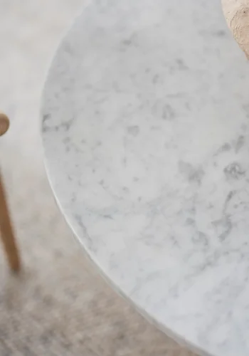 ROWICO Brooksville sofabord, rund - hvid marmor og brun egefinér (90)