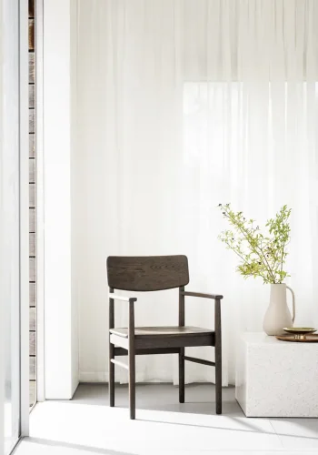 ROWICO Maidstone spisebordstol, m. armlen - brun eik