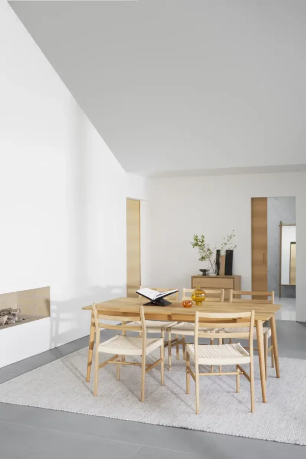 ROWICO Harlan spisestuestol - lys beige papirsnor og naturlig eik