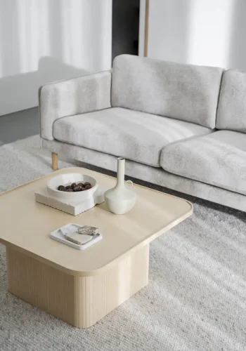ROWICO Braden 3 pers. sofa - lys beige stoff og naturlig eik