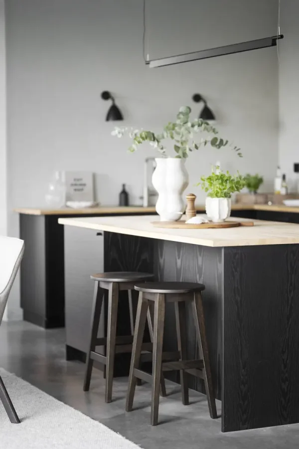 ROWICO Austin barstol, m. fodsttte - brun eg (H:65)