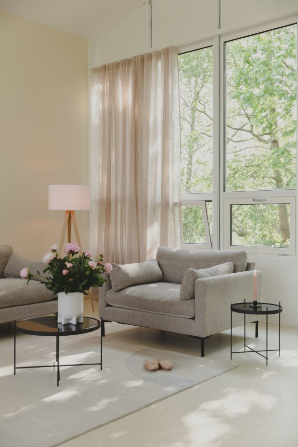 ZUIVER Cupid sidebord S, rundt - svart glass og svart metall (43)