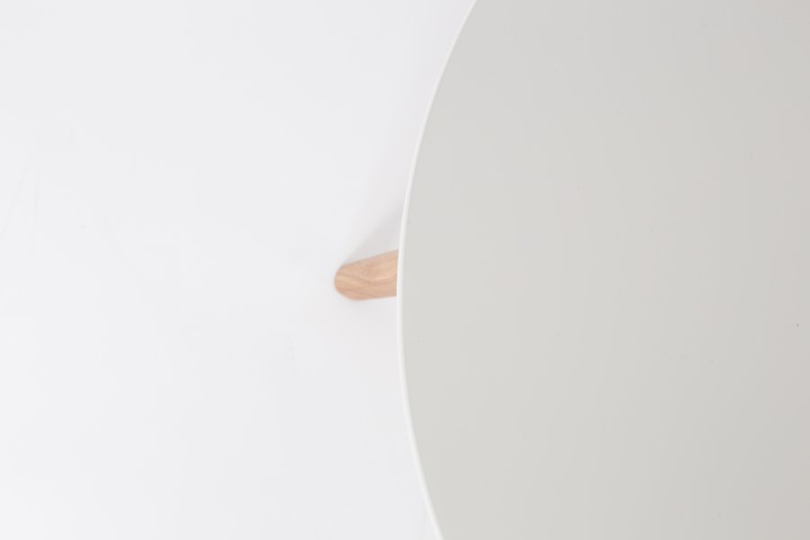 WHITE LABEL LIVING Bodine sidebord - hvitt og naturlig tre (sett med 2)