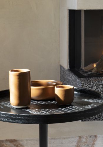 ZUIVER Jason sidebord, rund - sort egetræsfinér og metal (Ø46)