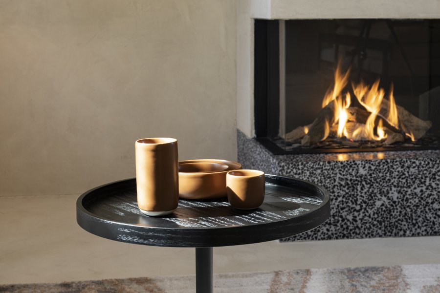 ZUIVER Jason sidebord, rund - sort egetræsfinér og metal (Ø46)